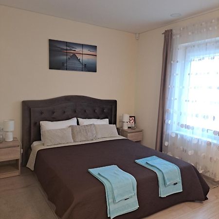 Liux Apartamentai Kaunas Exteriér fotografie